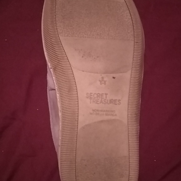 House shoes - Picture 3 of 3